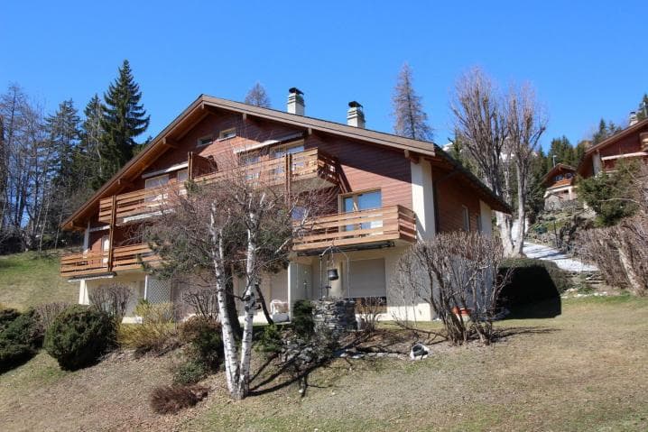 2055 – Appartement 4.5 pièces – 795000 CHF – 96 m²