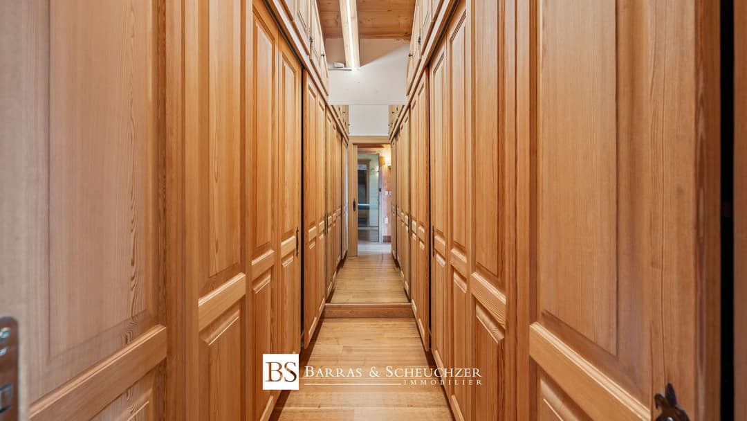 2088 – Maison 10 pièces – 550m²