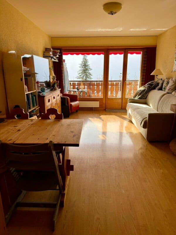 1672 – Appartement 2,5 pièces – 1950CHF – 51m²