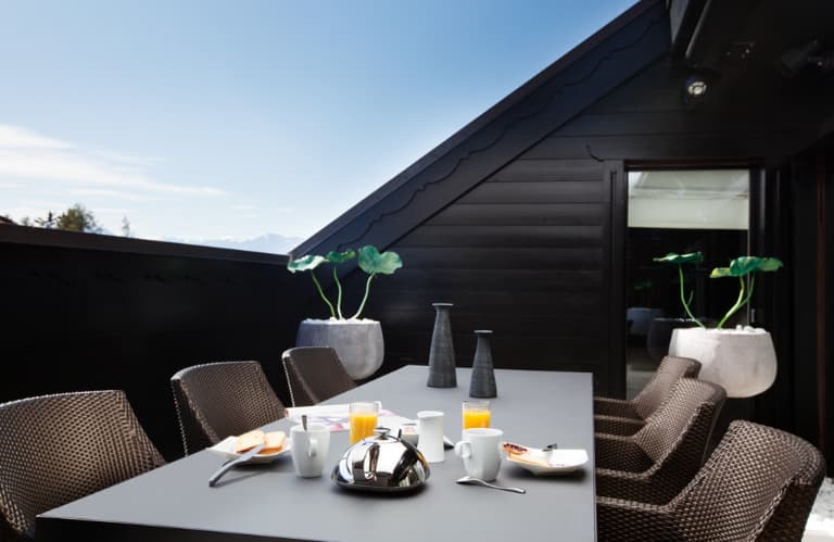 1782 – Appartement 3.5 pièces – 3000 CHF – 184 m²