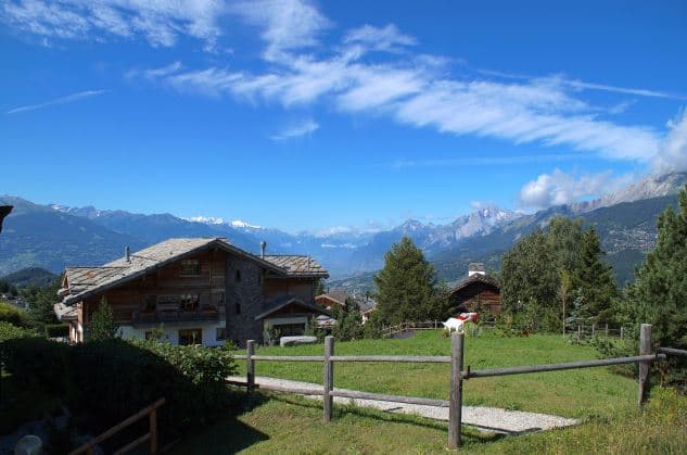 1719 – Appartement 3 pièces – 1400CHF – 110m²