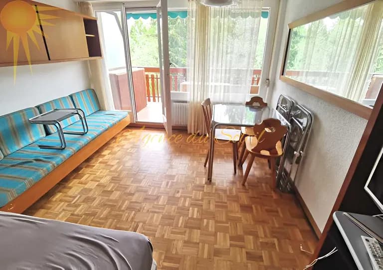 1677 – Appartement 1 pièce – 800 CHF – 28 m²