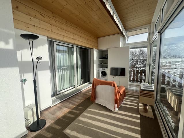 2049 – Appartement 4.5 pièces – 1200000 CHF – 110 m²