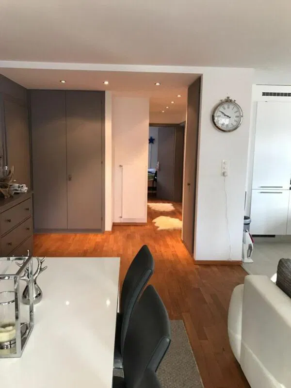 1700 – Appartement 4 pièces – 1600 CHF – 87 m²