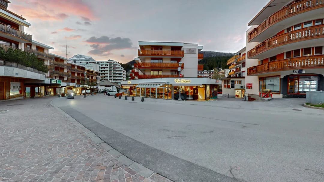 2020 – Commerce 4 pièces – 350000 CHF – 250 m²