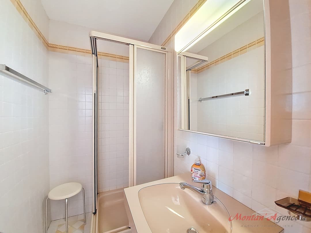 1699 – Appartement 4 pièces – 1606.95CHF