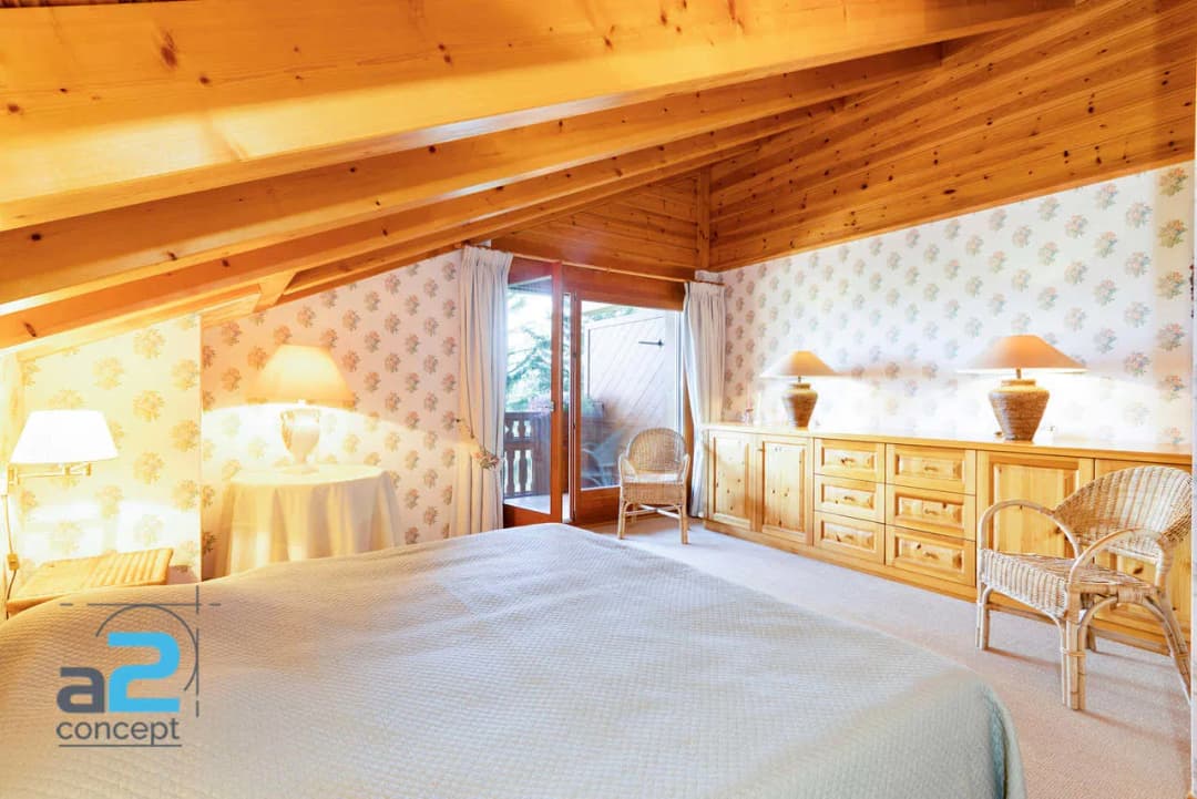 1656 – Apparetement 5.5 pièces – 3000 CHF – 172 m²