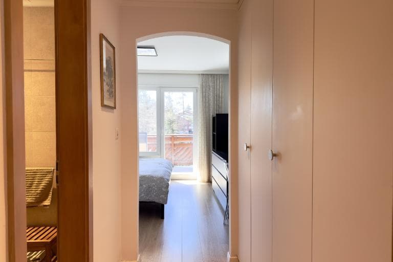 1711 – Appartement 4 pièces – 2450CHF – 114m²