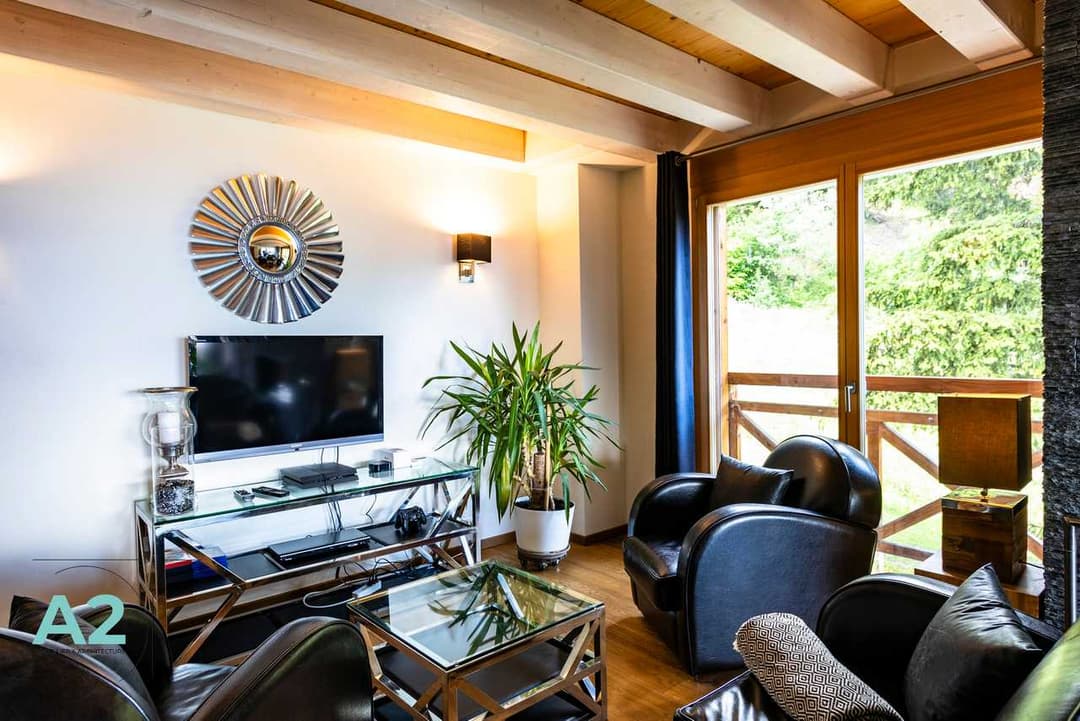 1651 – Maison 5.5 pièces – 242 m²