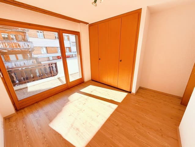 1680 – Appartement 2.5 pièces – 1300 CHF – 42 m²