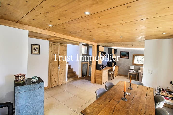 1742 – Maison 6,5 pièces – 10000CHF – 177,2m²