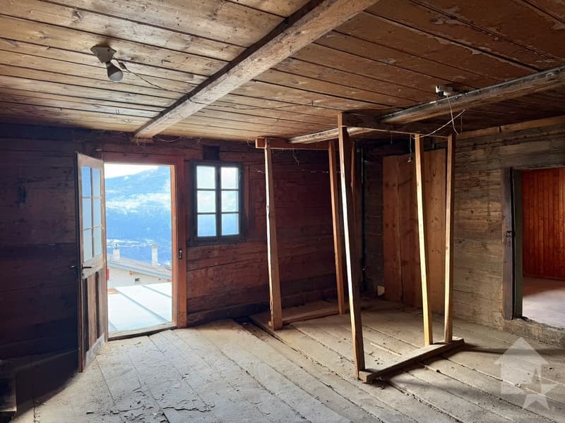 2073 – Maison – 300000 CHF – 120 m²