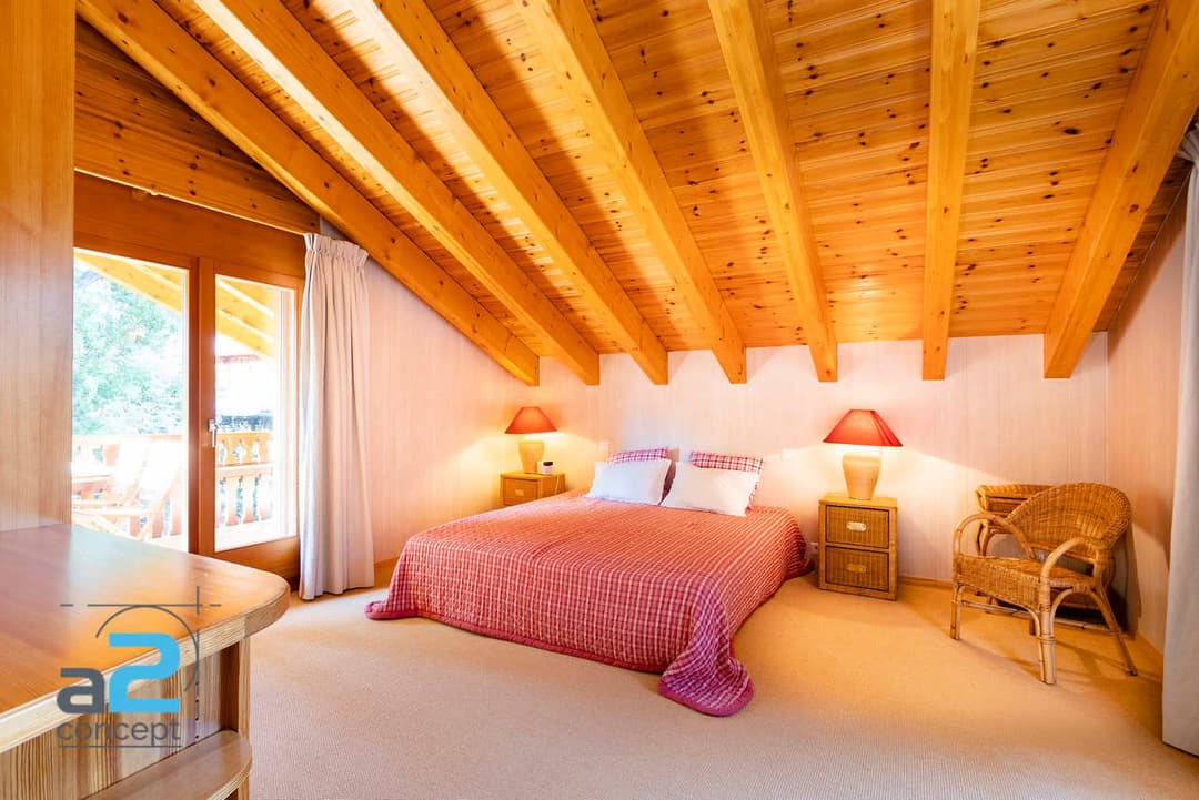 1656 – Apparetement 5.5 pièces – 3000 CHF – 172 m²