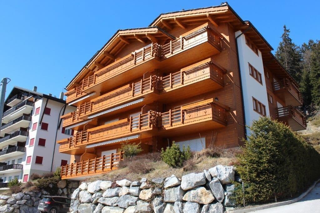 2209 – Appartement 5.5 pièces – 1950000CHF – 156m²