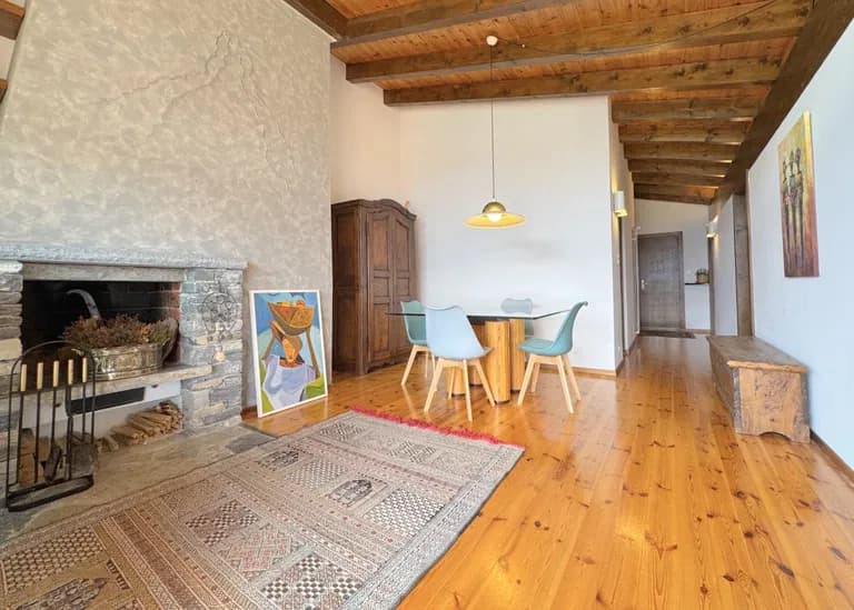 1833 – Appartement 4.5 pièces – 2800 CHF – 90 m²