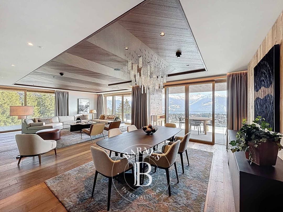 2173 – Appartement 4.5 pièces – 238 m²