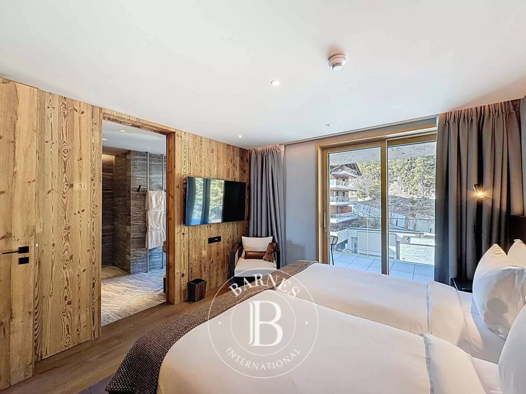 2173 – Appartement 4.5 pièces – 238 m²