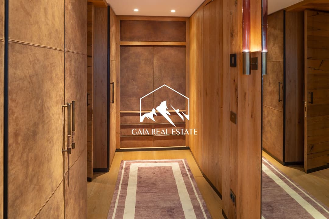 1779 – Appartement – 230 m²