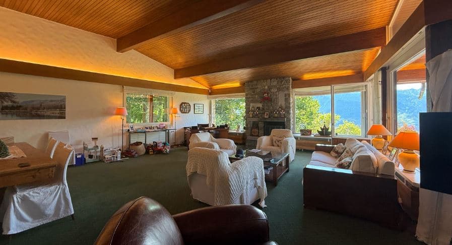 2165 – Maison 6.5 pièces – 1700000CHF – 235m²