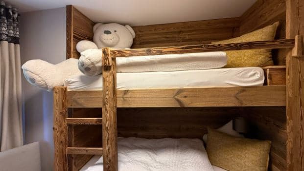 1834 – Appartement 4.5 pièces – 14000CHF – 140m²