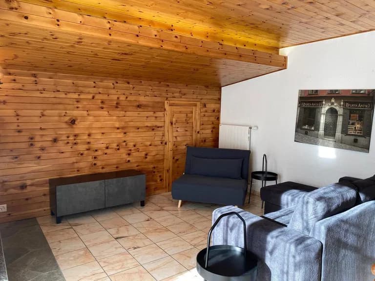 1819 – Appartement – 3pièces -2400CHF – 80 m²