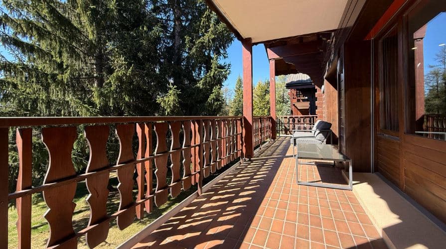 1835 – Appartement 4.5 pièces – 10000CHF – 130m²