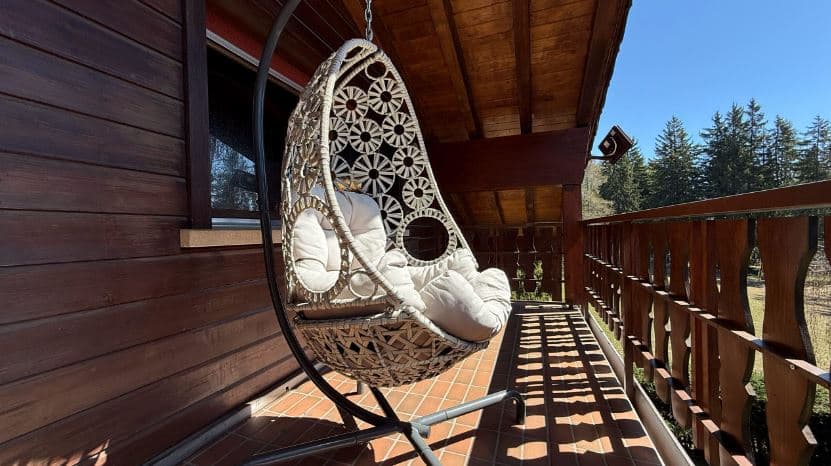 1836 – Appartement 4.5 pièces – 15000CHF – 150m²