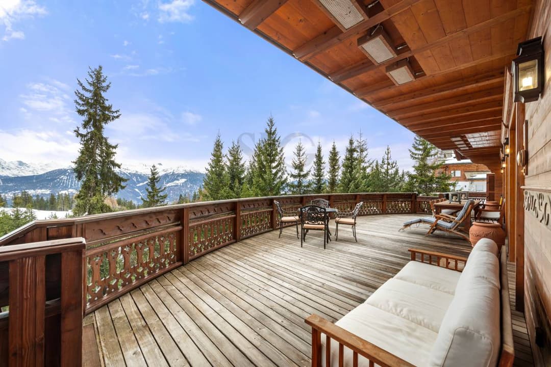 2186 – Maison à vendre – 3526m2 – 13 pièces