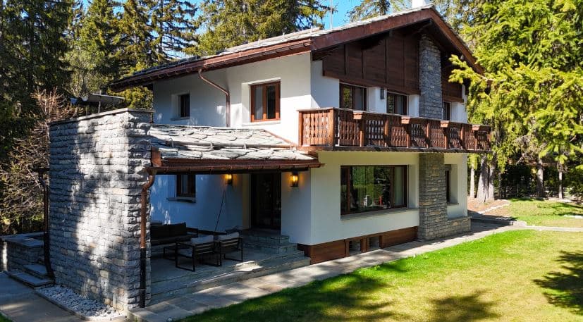 1838 – Maison 7 pièces – 22000CHF – 320m²