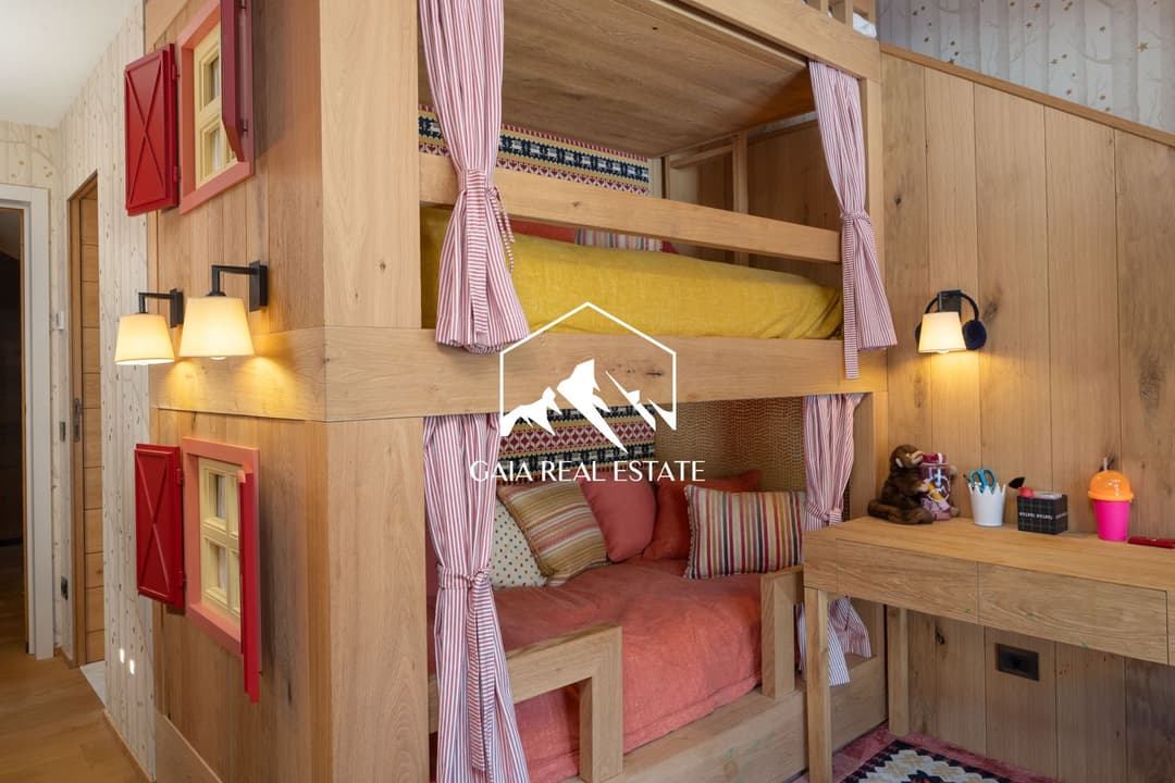 1779 – Appartement – 230 m²