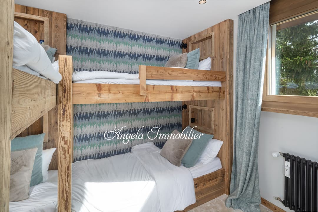 1768 – Appartement – 200m²