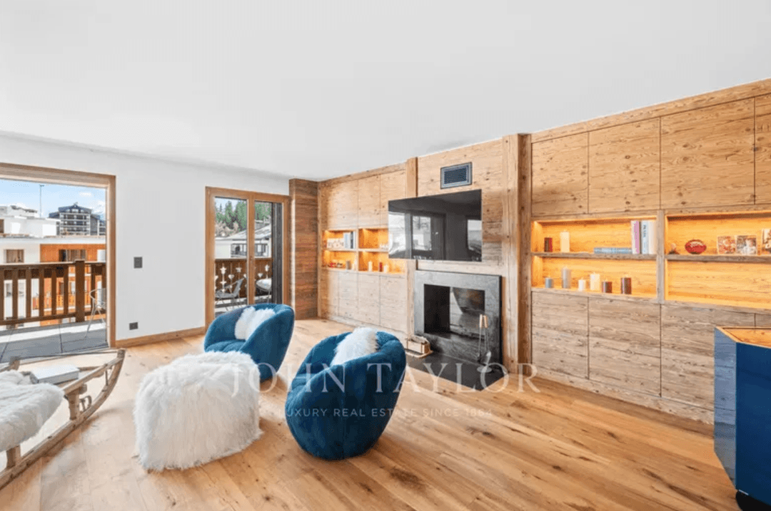 2205 – Appartement à vendre – 229 m2 – 5.5 pièces