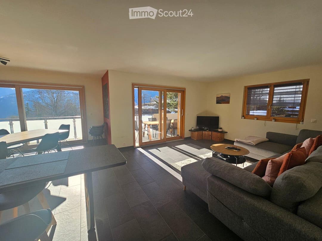 1762 – Appartement – 3.5pièces – 1900CHF – 102 m²