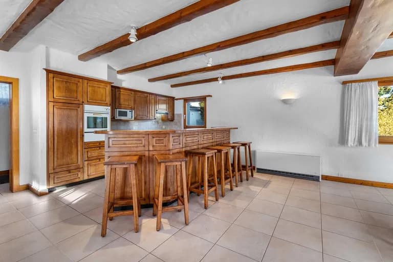 2221 – Appartement 5.5 pièces – 1460000 CHF – 187 m²