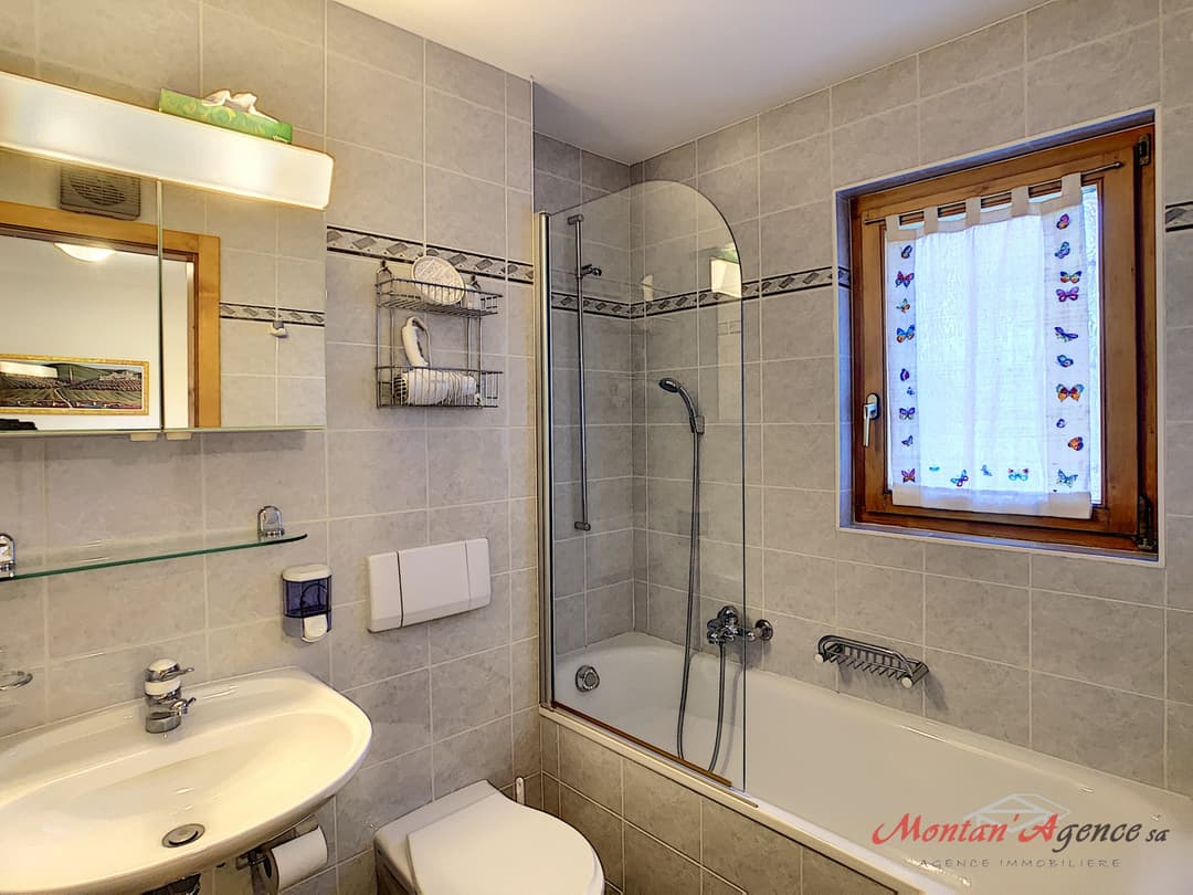 1828 – Appartement – 3pièces – 2700CHF – 72 m²