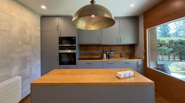 1834 – Appartement 4.5 pièces – 14000CHF – 140m²