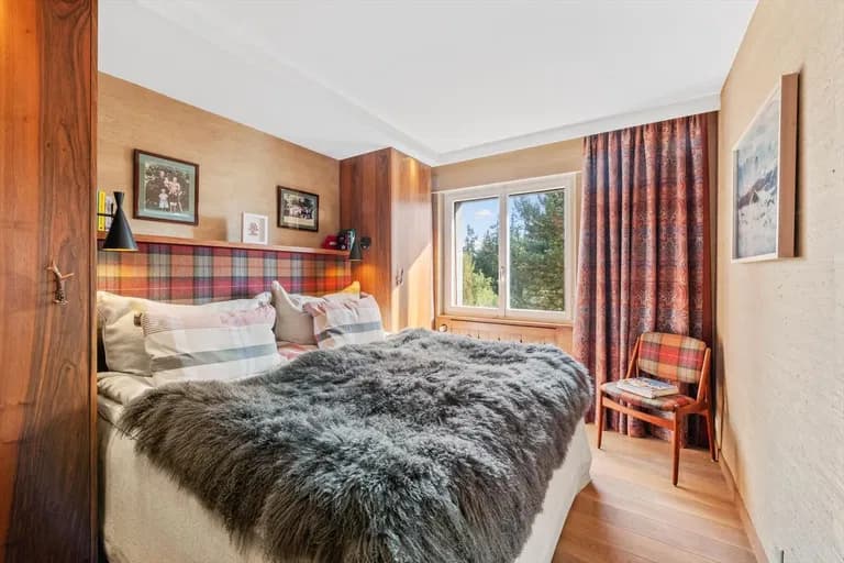 2179 – Appartement 4.5 pièces – 145 m²