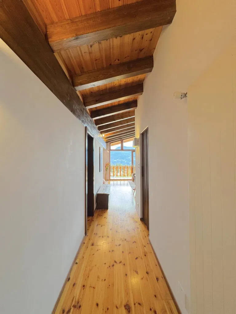 1833 – Appartement 4.5 pièces – 2800 CHF – 90 m²