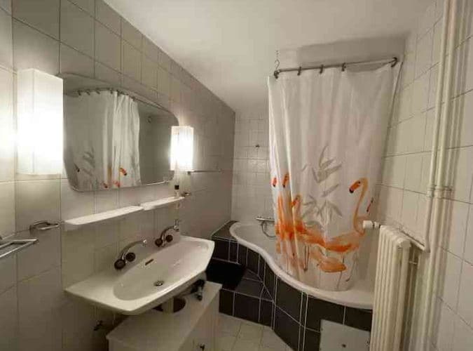 1803 – Appartement 2 pièces – 75m²