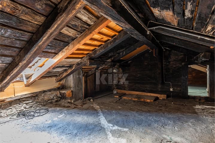 2202 – Maison 7 pièces – 695000CHF – 148m²