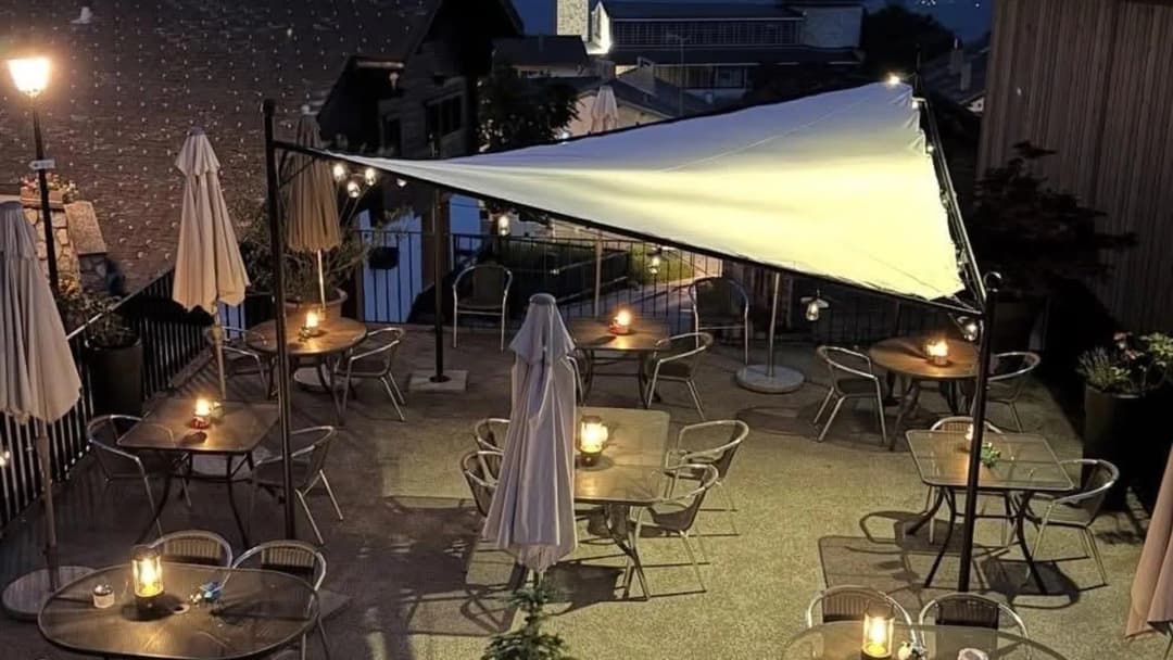 1781 – Commerce 3.5 pièces – 2900 CHF – 277 m²