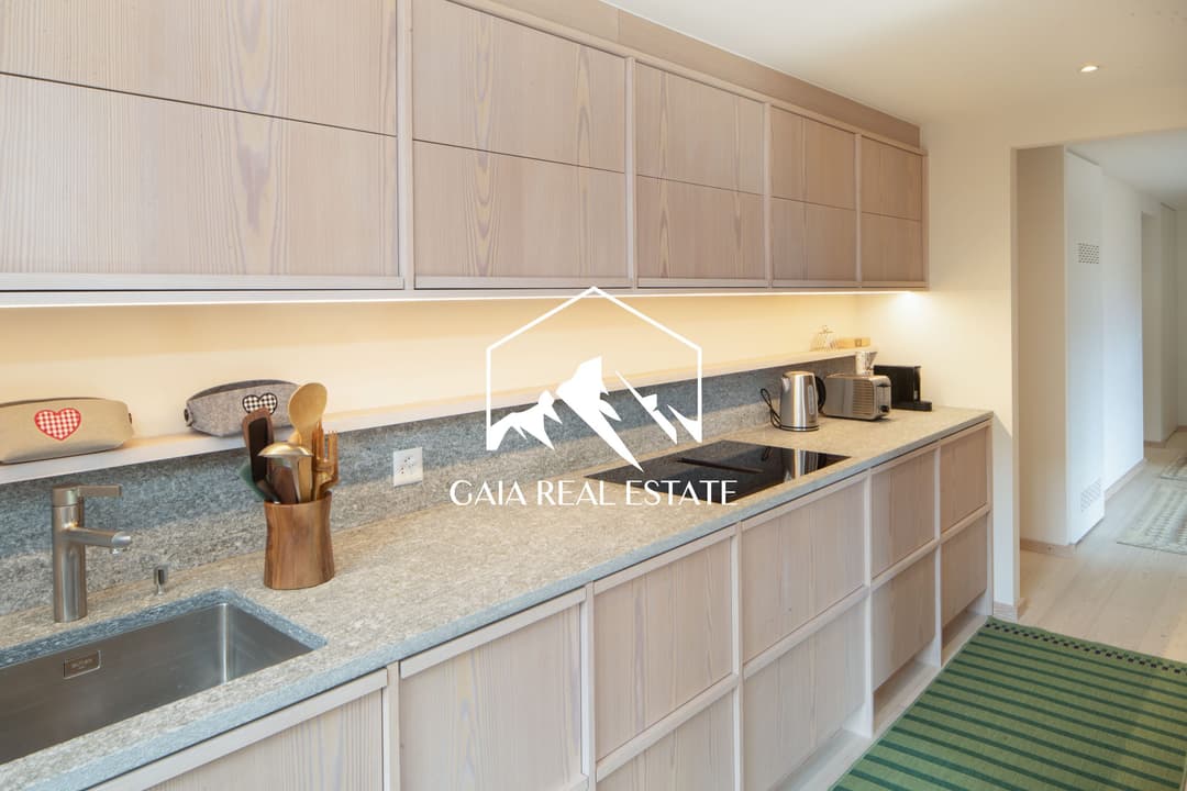 1763 – Appartement 4.5 pièces – 152 m²