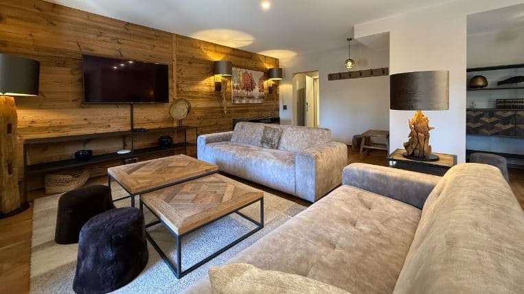 1868 – Appartement 4.5 pièces – 14000CHF – 130m²