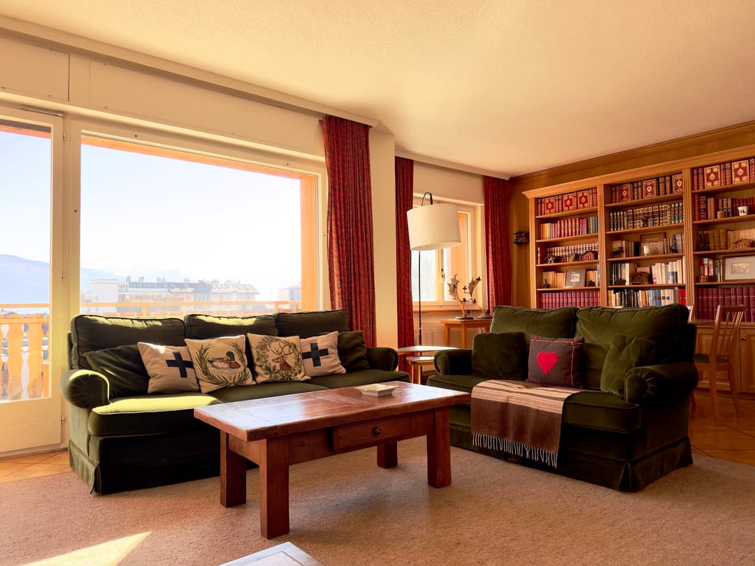1902 – Appartement 5 pièces – 2450CHF