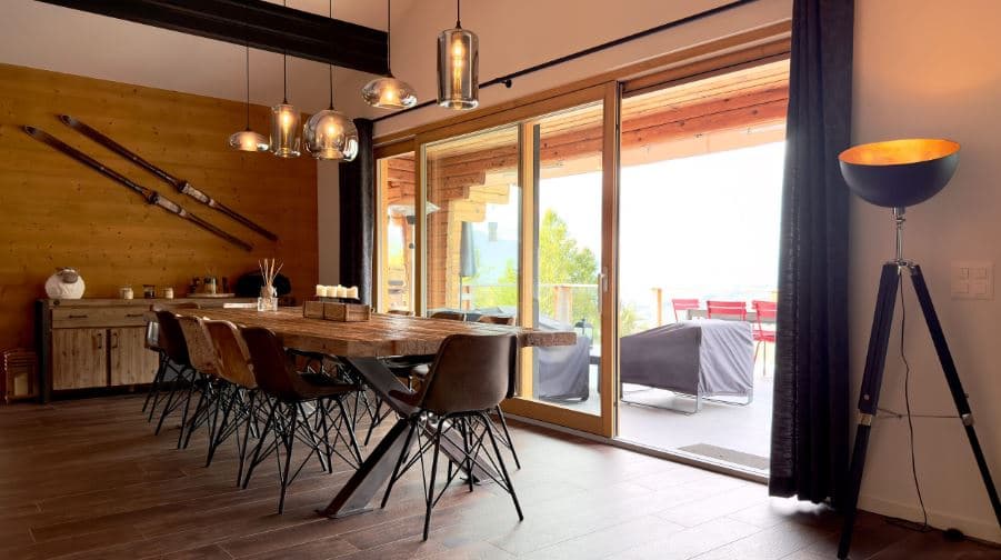 1855 – Chalet 7 pièces – 24000CHF – 300m²