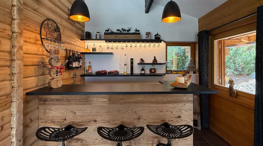 1855 – Chalet 7 pièces – 24000CHF – 300m²
