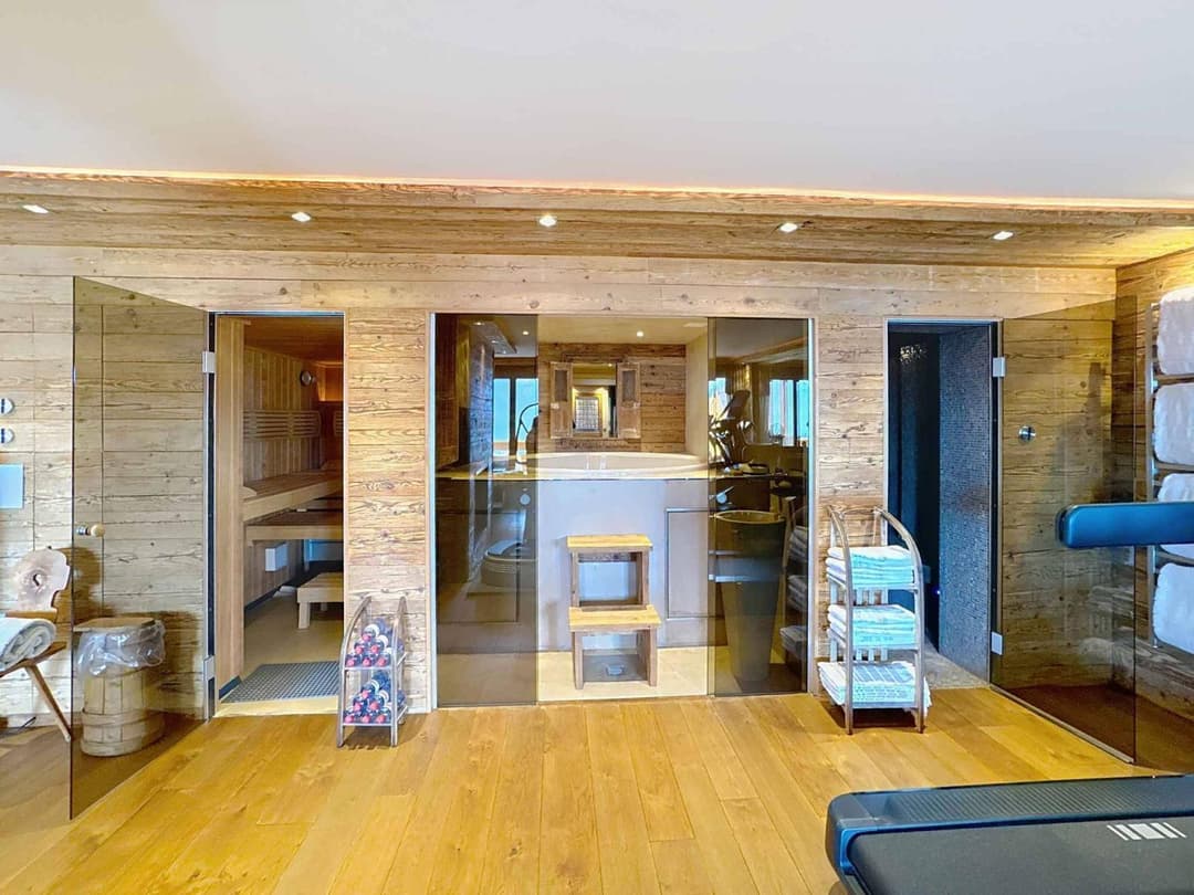 2269 – Maison 10.5 pièces – 519 m²