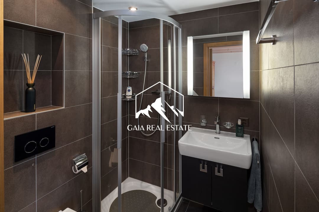 1898 – Appartement – 145 m²