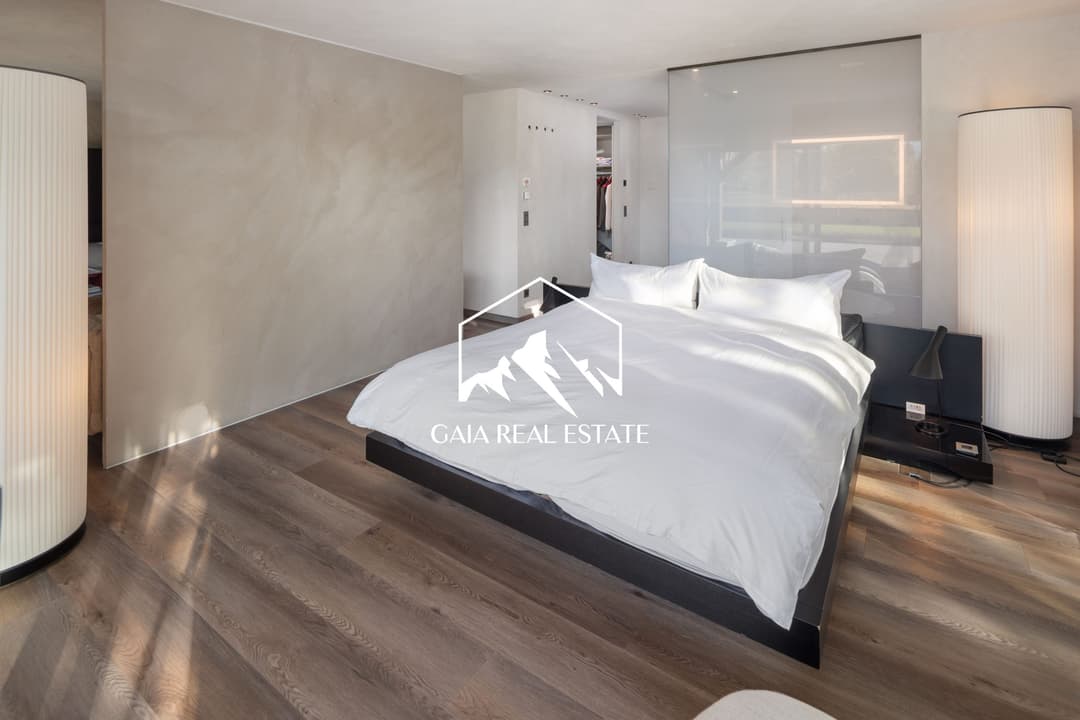 2235 – Appartement 6.5 pièces – 8000000 CHF – 280 m²