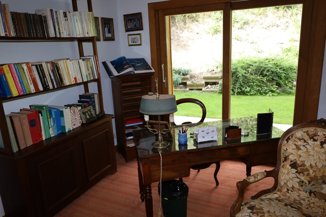 2304 – Appartement 7.5 pièces – 318m²